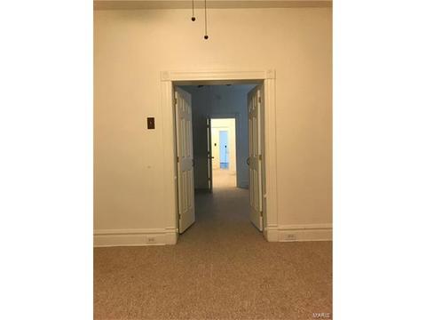 4434 S Compton Ave, Saint Louis, MO 63111 photo 8