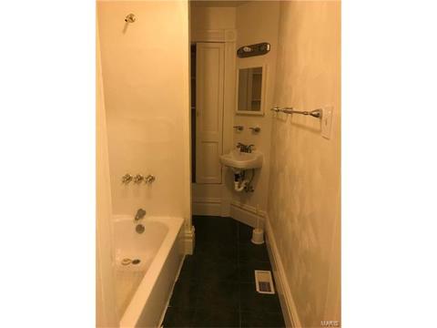 4434 S Compton Ave, Saint Louis, MO 63111 photo 16