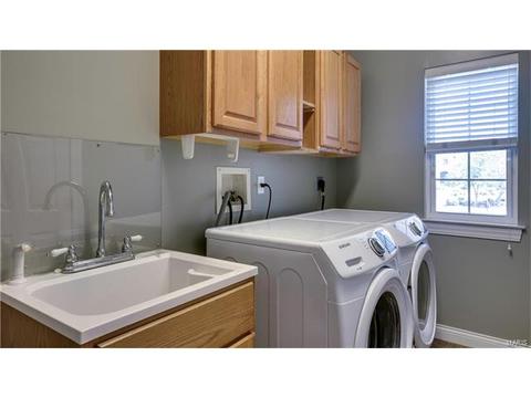 1208 Parkway Meadow Ct, Ballwin, MO 63021 photo 16