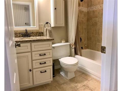 508 Treetop Trails Dr, Ballwin, MO 63021 photo 7