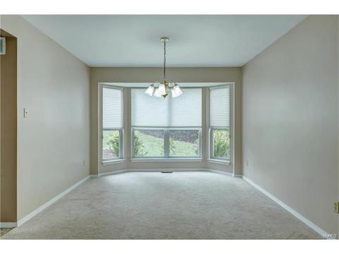 866 Kylewood Pl, Ballwin, MO 63021 photo 8