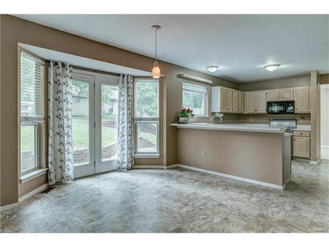866 Kylewood Pl, Ballwin, MO 63021 photo 18
