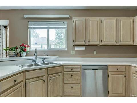 866 Kylewood Pl, Ballwin, MO 63021 photo 13