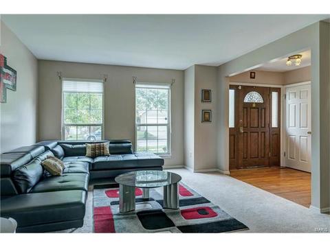 866 Kylewood Pl, Ballwin, MO 63021 photo 6