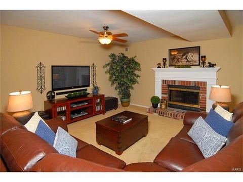 569 Wetherby Ter, Ballwin, MO 63021 photo 32