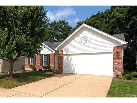 569 Wetherby Ter, Ballwin, MO 63021 photo 3