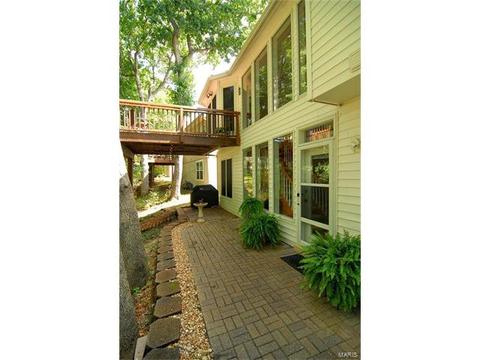 569 Wetherby Ter, Ballwin, MO 63021 photo 42