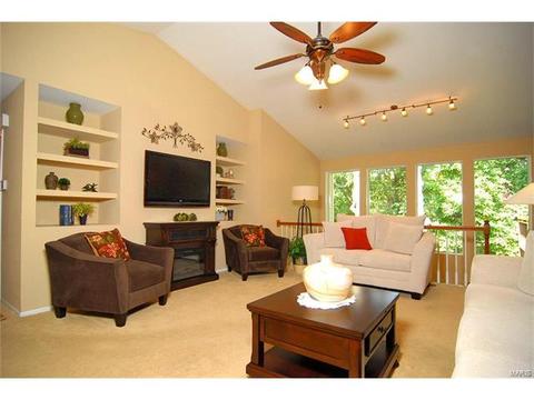 569 Wetherby Ter, Ballwin, MO 63021 photo 7