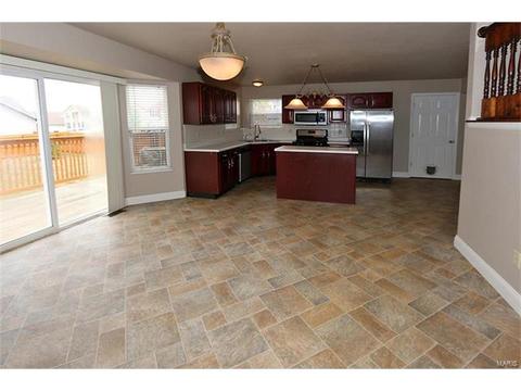 1184 Warm Winds Dr, O'fallon, MO 63366 photo 13