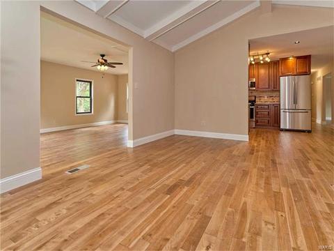 85 Breezeview Dr, Ballwin, MO 63021 photo 6