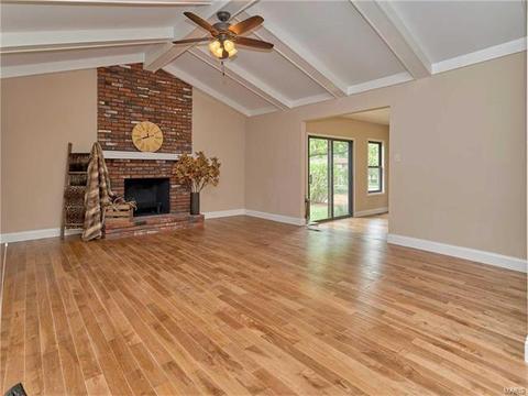 85 Breezeview Dr, Ballwin, MO 63021 photo 11