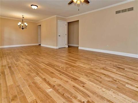 85 Breezeview Dr, Ballwin, MO 63021 photo 7