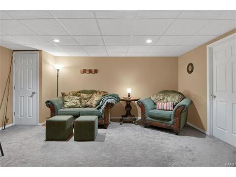 1020 Oak Gln, Ballwin, MO 63021 photo 32