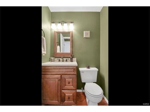1020 Oak Gln, Ballwin, MO 63021 photo 16