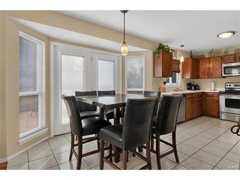 1020 Oak Gln, Ballwin, MO 63021 photo 10