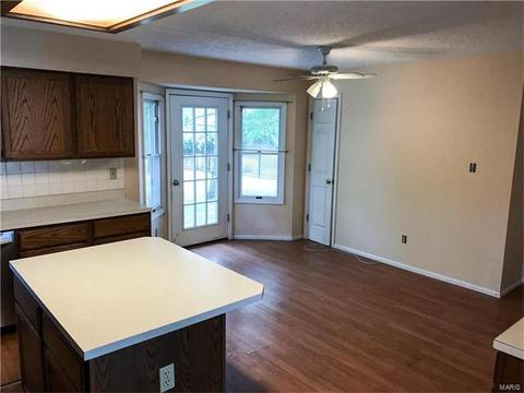 26 Georgetown Cir, O'fallon, MO 63368 photo 3