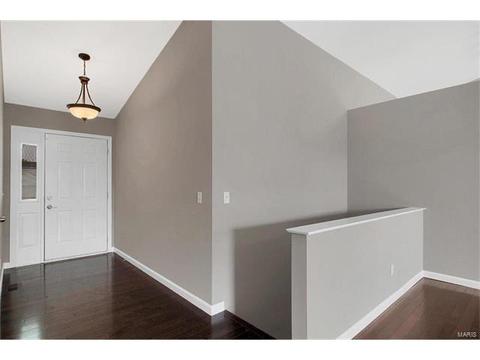 4 Oxview Ct, O'fallon, MO 63368 photo 2