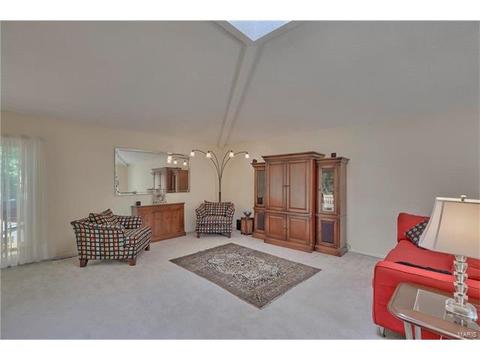 1623 Award Dr, Manchester, MO 63021 photo 5