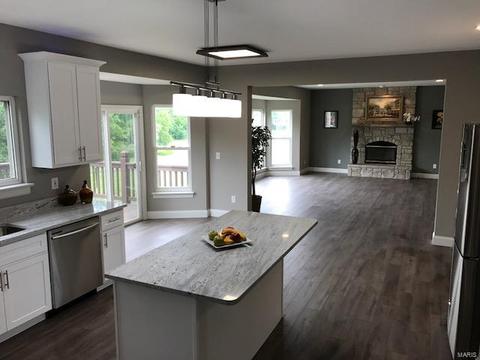 5 Spring Orchard Ct, O'fallon, MO 63368 photo 3