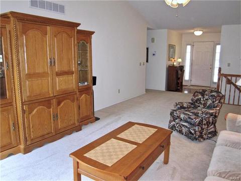 13104 Barrett Meadows Dr, Ballwin, MO 63021 photo 6