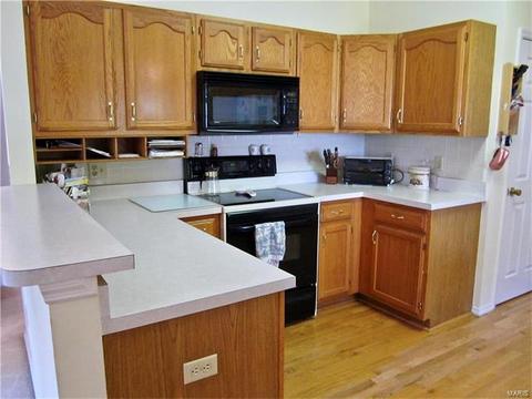 13104 Barrett Meadows Dr, Ballwin, MO 63021 photo 12
