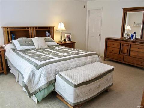 13104 Barrett Meadows Dr, Ballwin, MO 63021 photo 16
