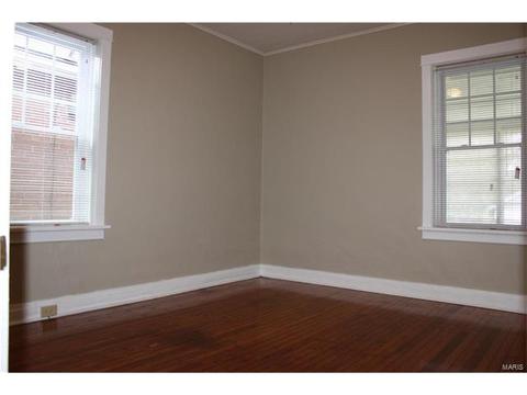 2815 Osage St, Saint Louis, MO 63118 photo 14