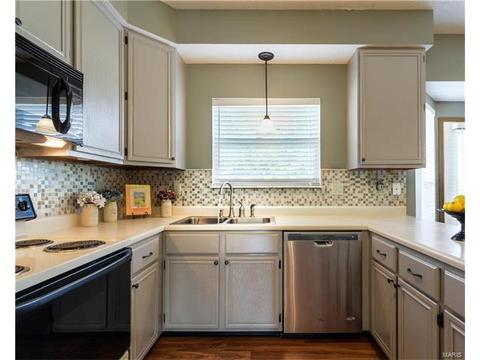 2029 Moondance Dr, O'fallon, MO 63368 photo 15