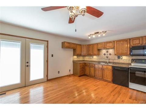 813 Williams Dr, Eureka, MO 63025 photo 6
