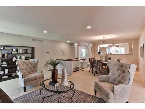 6 Troll Ct, Manchester, MO 63011 photo 5