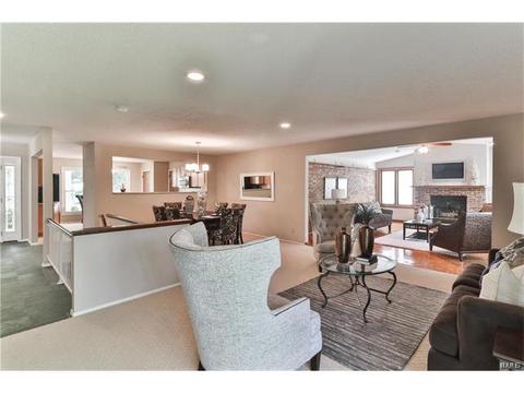 6 Troll Ct, Manchester, MO 63011 photo 4