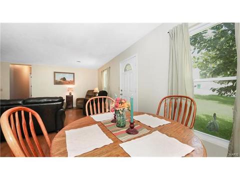 801 Seib Dr, O'fallon, MO 63366 photo 4