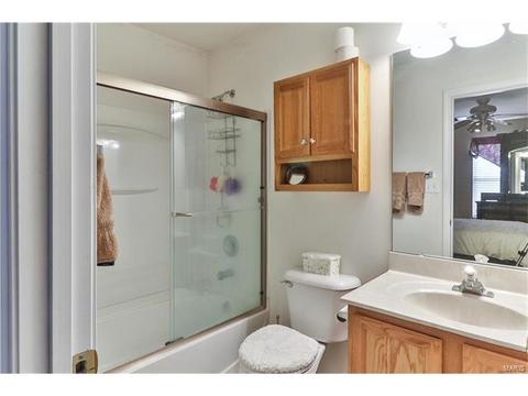 307 Tyndale, O'fallon, MO 63366 photo 16