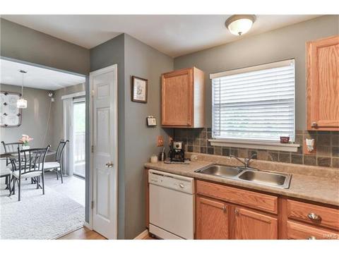 307 Tyndale, O'fallon, MO 63366 photo 9