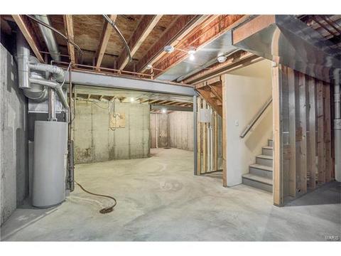 209 Coachgate, Ballwin, MO 63021 photo 24
