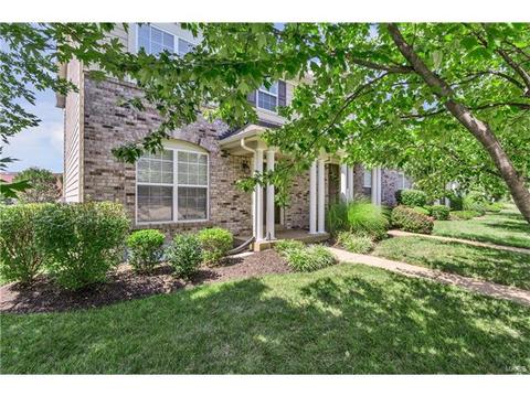 209 Coachgate, Ballwin, MO 63021 photo 2