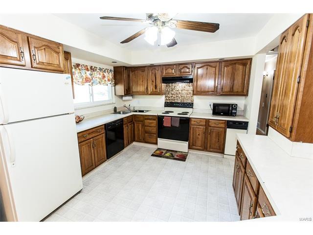  11223 Claywood, Saint Louis, MO 63126 photo 10