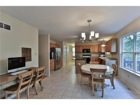 788 Top Notch Ln, Eureka, MO 63025 photo 13