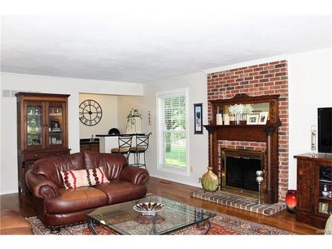 340 Glan Tai Dr, Manchester, MO 63011 photo 14