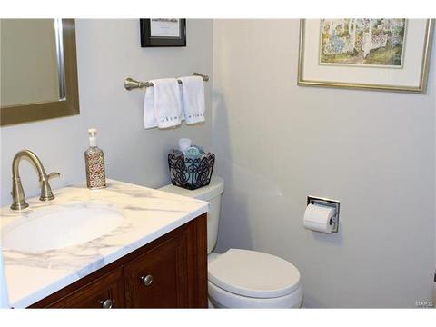 340 Glan Tai Dr, Manchester, MO 63011 photo 12