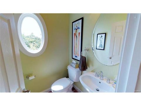 660 Ashmont Dr, Saint Louis, MO 63132 photo 17