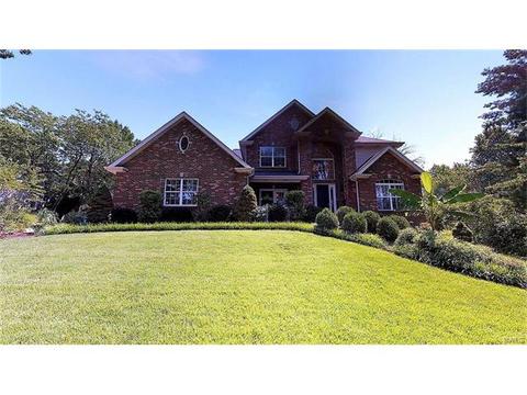 660 Ashmont Dr, Saint Louis, MO 63132 photo 1