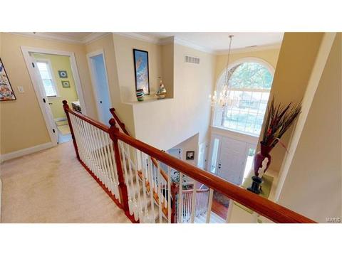 660 Ashmont Dr, Saint Louis, MO 63132 photo 10