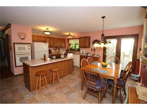 605 Paul Pointe Ct, Ballwin, MO 63011 photo 10