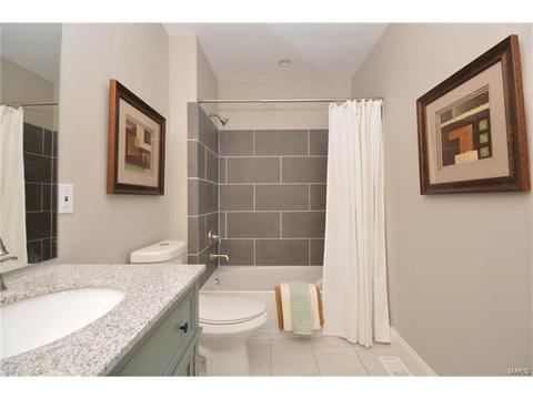 489 Melanie Mdws, Ballwin, MO 63021 photo 17