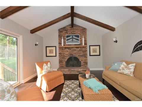 489 Melanie Mdws, Ballwin, MO 63021 photo 5