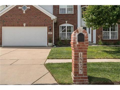 1237 Arbor Bluff Cir, Ballwin, MO 63021 photo 37