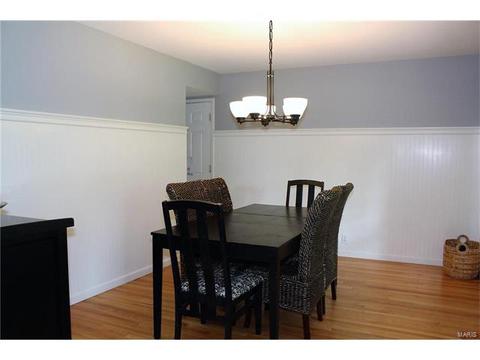 418 Algonquin Dr, Ballwin, MO 63011 photo 4