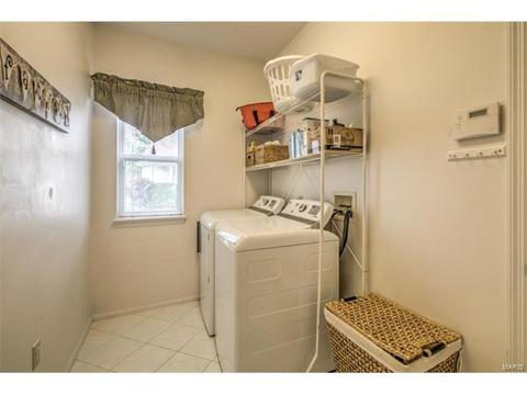 426 Buckhurst Dr, Ballwin, MO 63021 photo 15