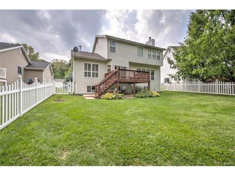 426 Buckhurst Dr, Ballwin, MO 63021 photo 2